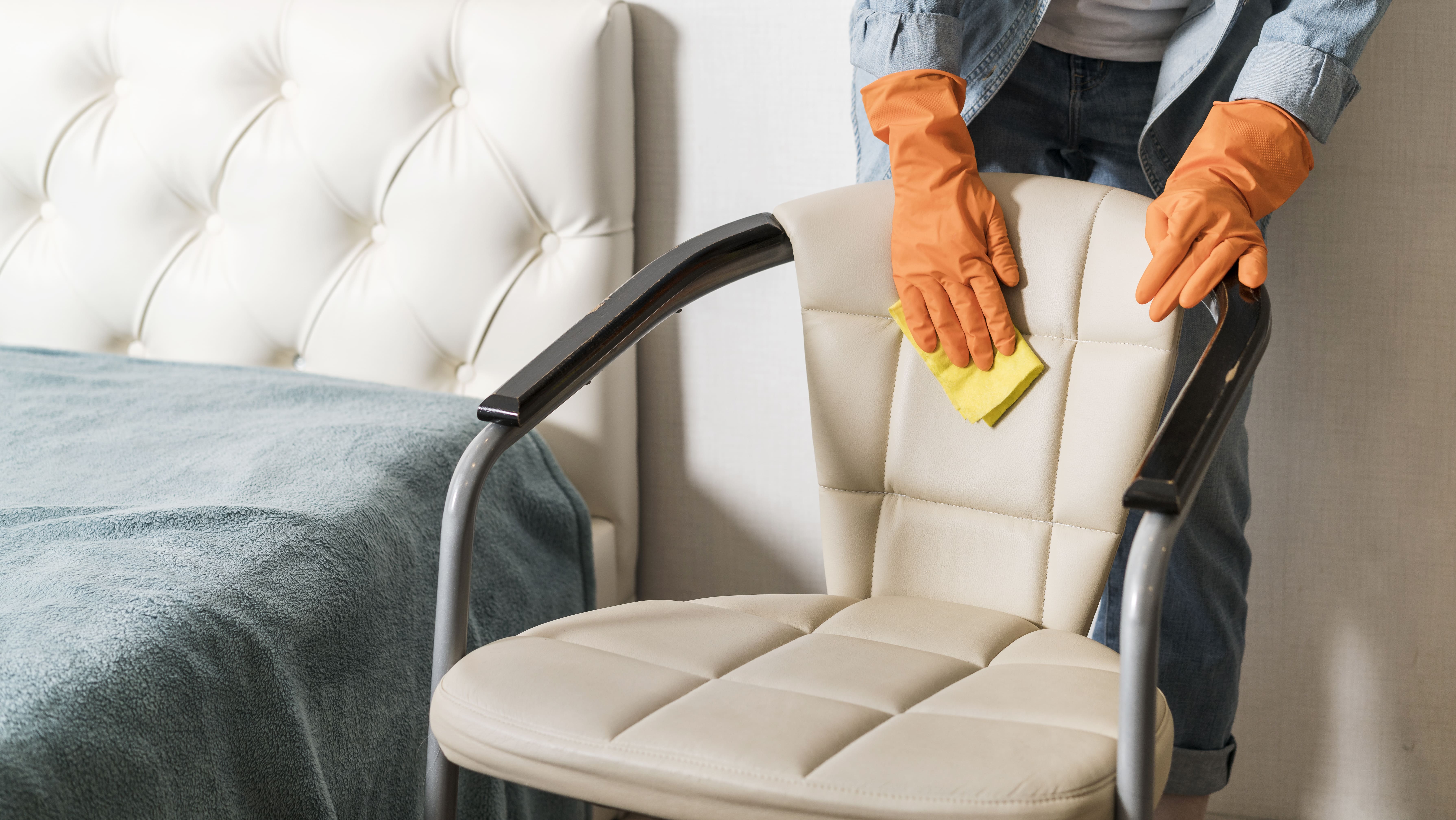 Chairs Deep Cleaning